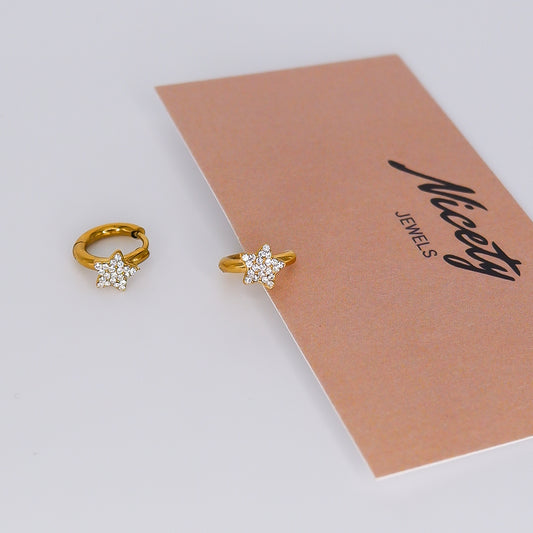 Argola Dourada Básicas com Estrela