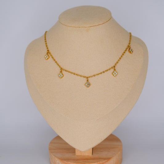 Colar Dourado Pendentes Flores