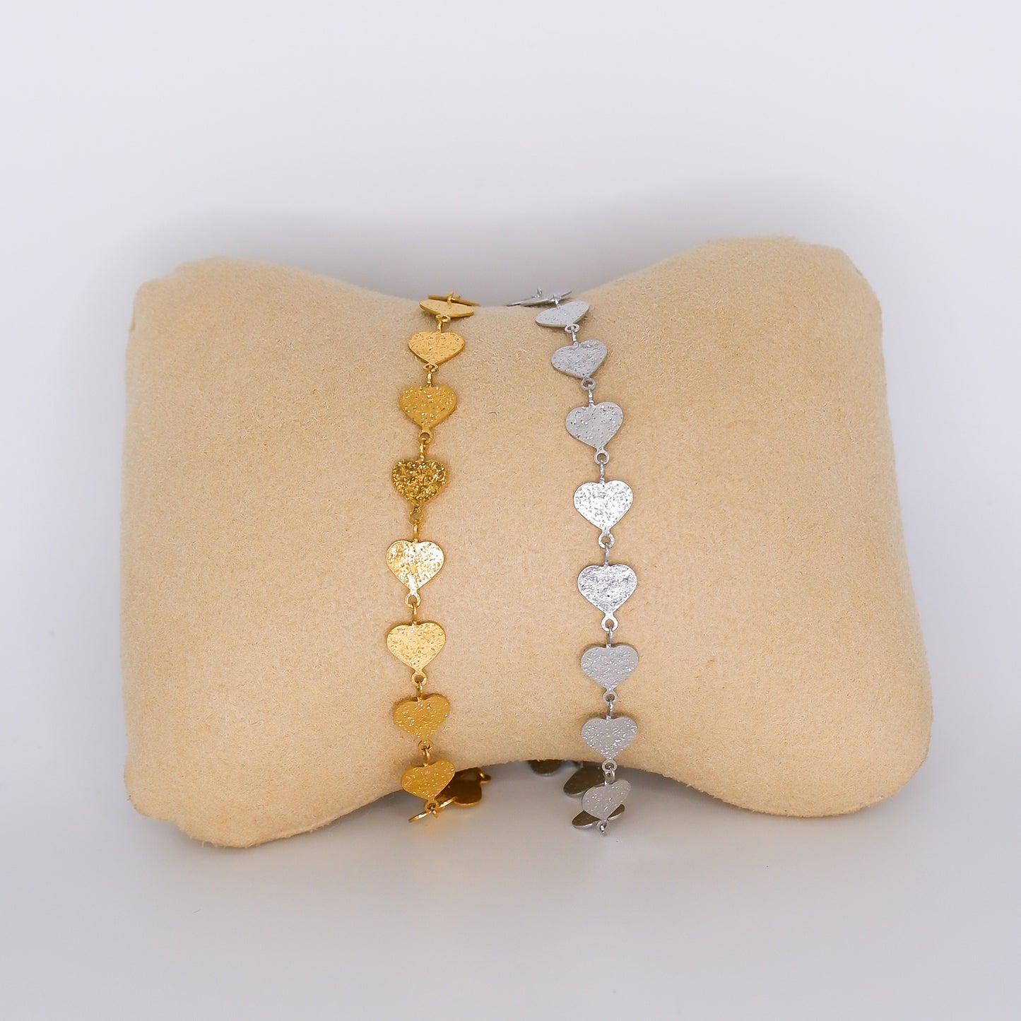 Pulseira de Pé Corações