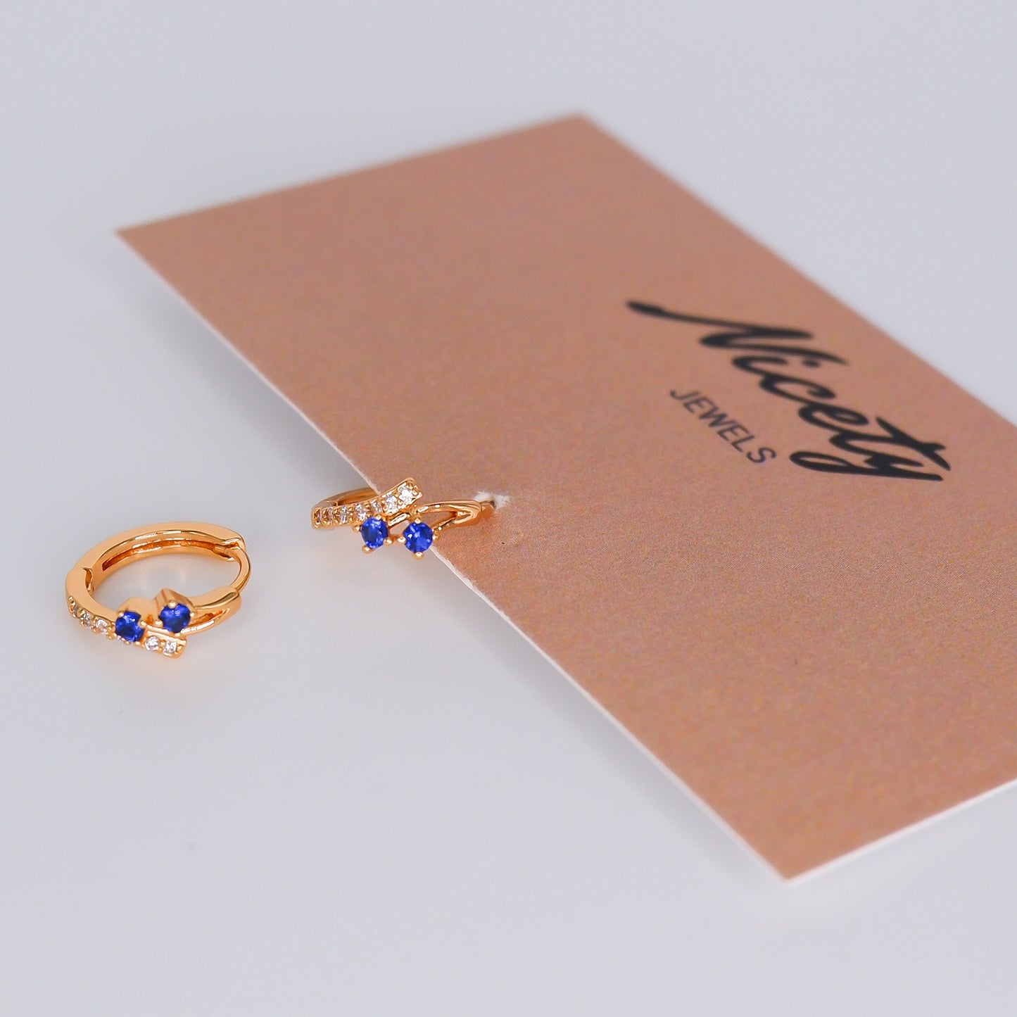 Argola Hipoalergénica 2 Brilhos Azuis