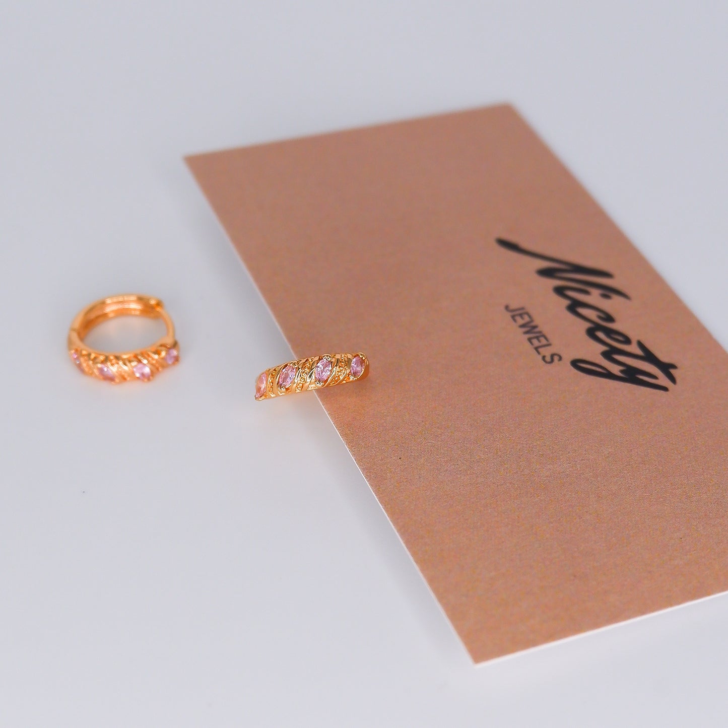 Argola Hipoalergénica 4 Brilhos Ovais Rosa