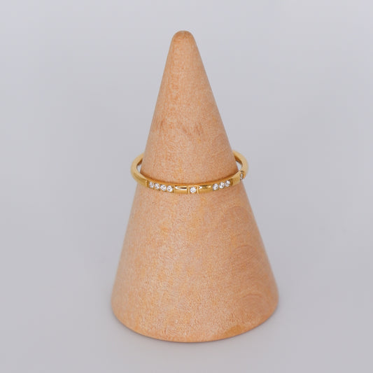 Anel Dourado Fininho com Pedras Transparentes