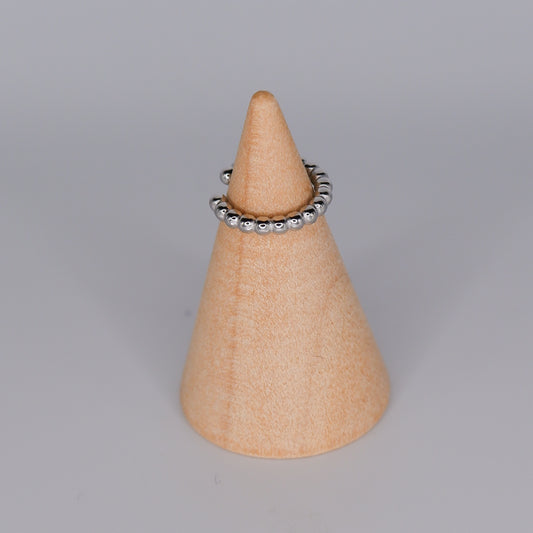 Earcuff Prateada Bolinhas