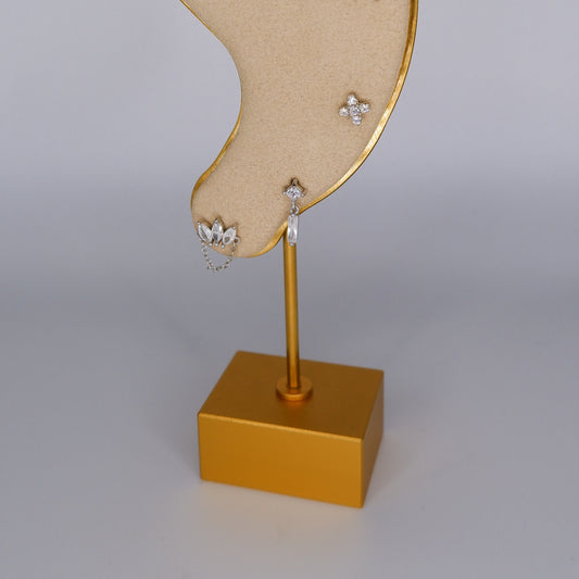 Piercings Achatados Prateados #6 Meia flor e Pendente