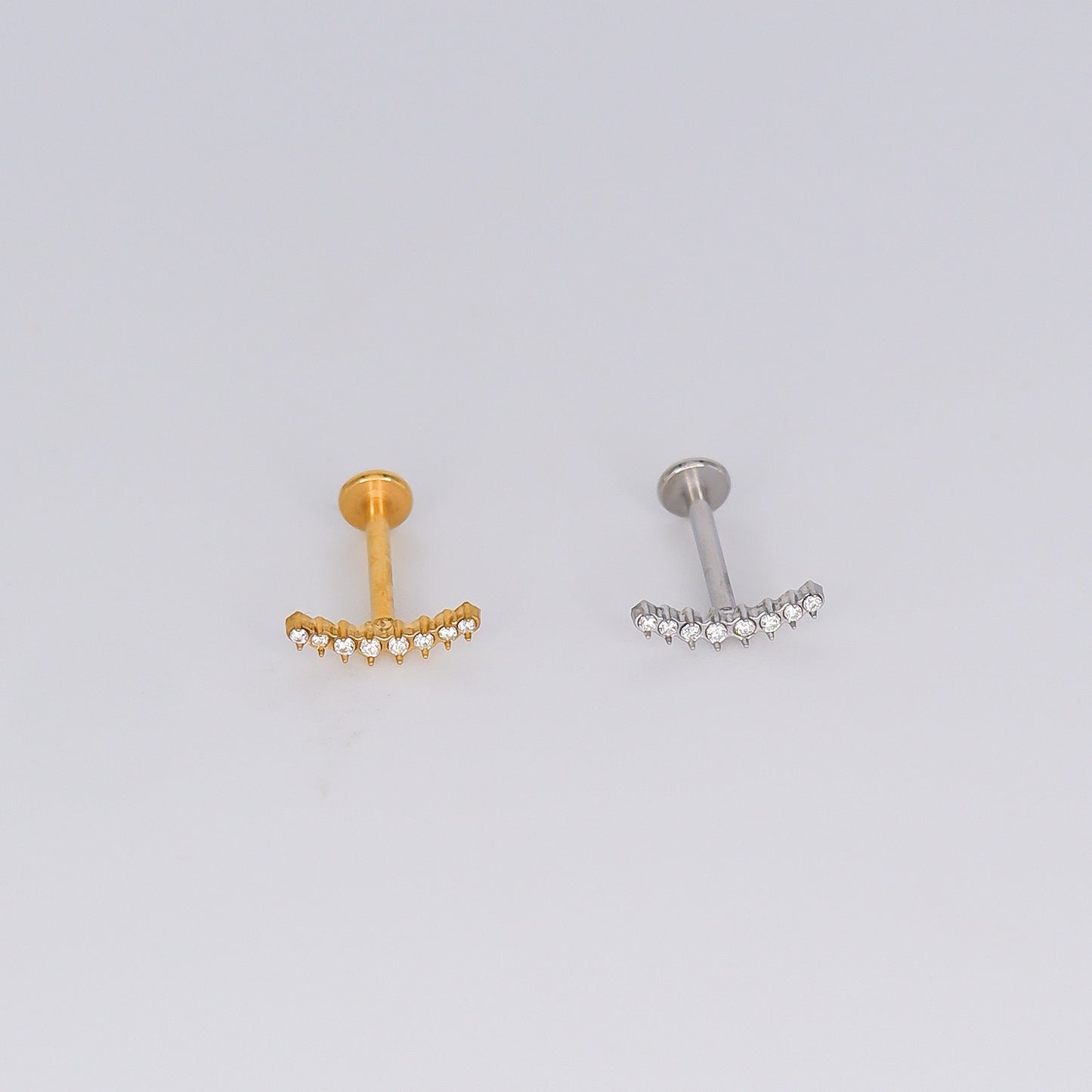 Piercing Achatado Curvo 8 Brilhos