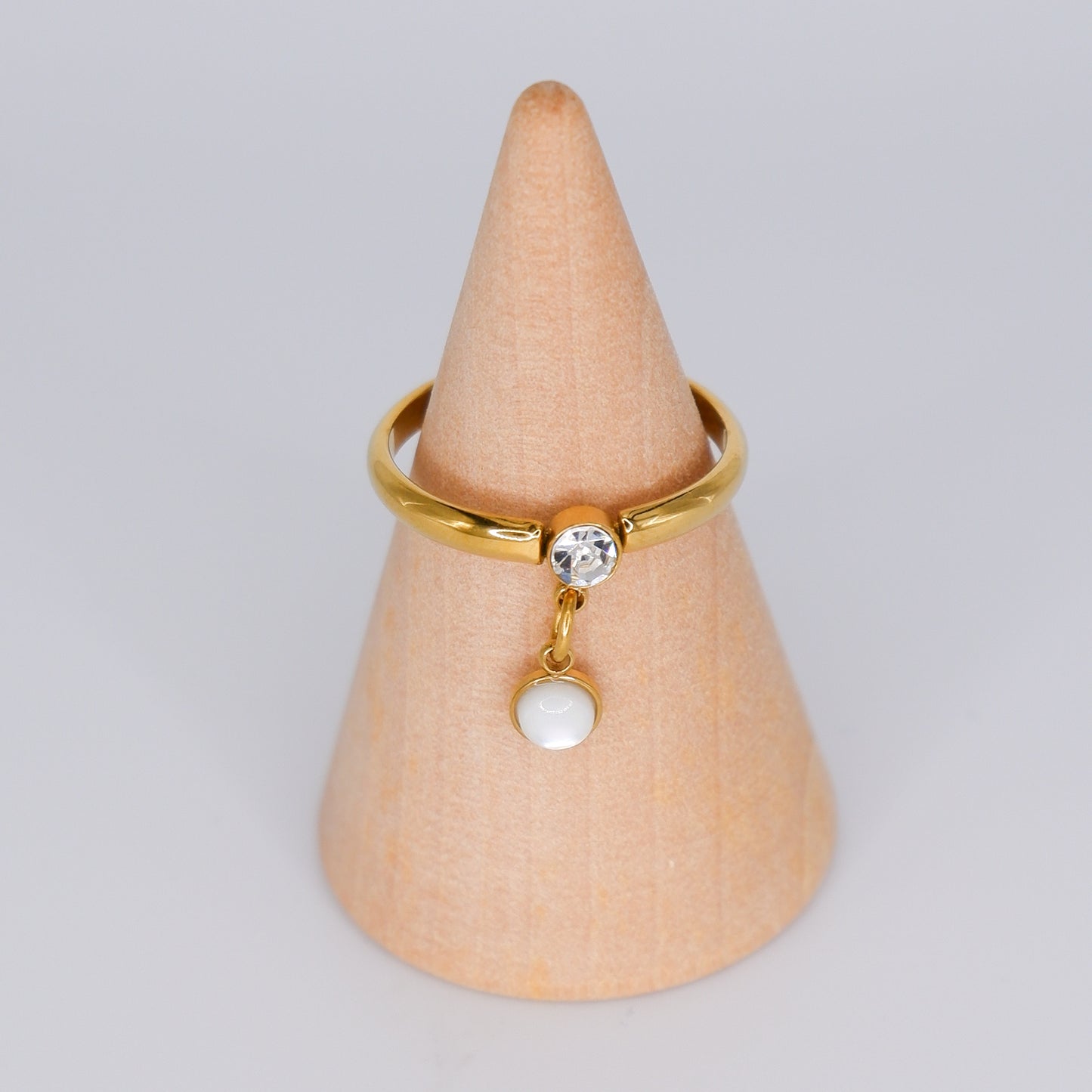 Anel Dourado Pendente