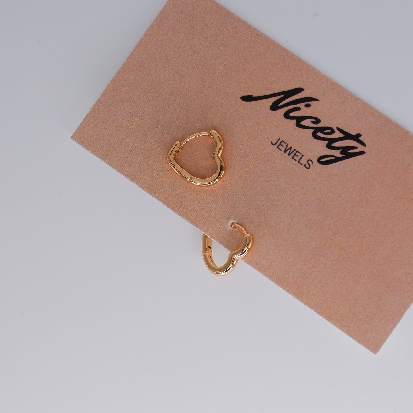 Argola Hipoalergénica Coração