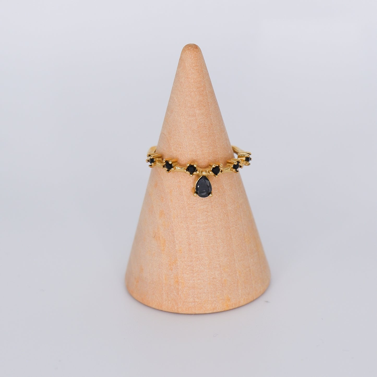 Anel Dourado e Preto