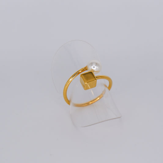 Anel Ajustável Dourado Pérola e Quadrado
