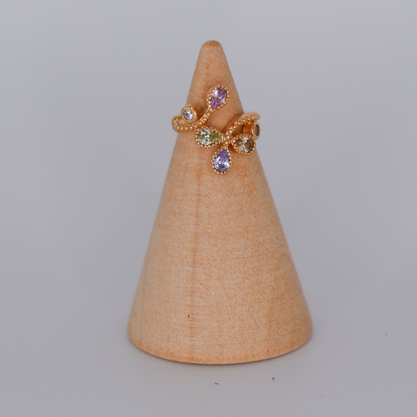 Earcuff Hipoalergénica Folha Tons Pastel