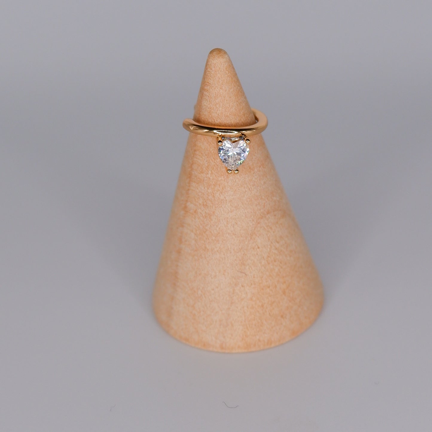 Earcuff Hipoalergénica Coração