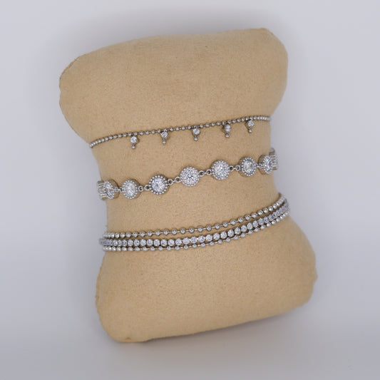 Pulseira Prateada Fina, Bolas, Tripla