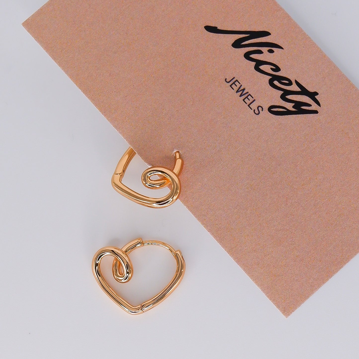 Argola Hipoalergénica Coração