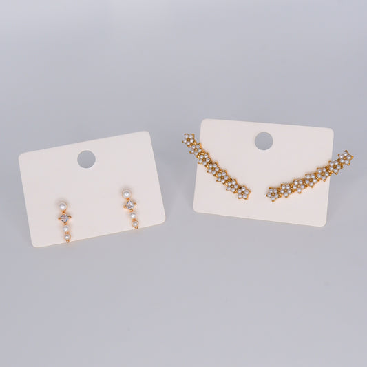 Brinco de Espeto Fila de Flores e Pérolas com Brilho