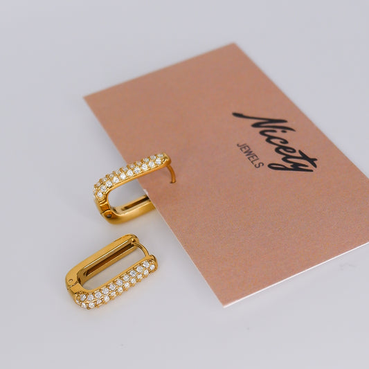 Argola Dourada Retangular com Brilhantes