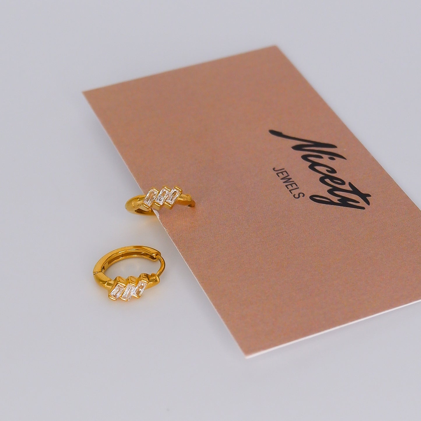 Argola Dourada 3 Brilhos