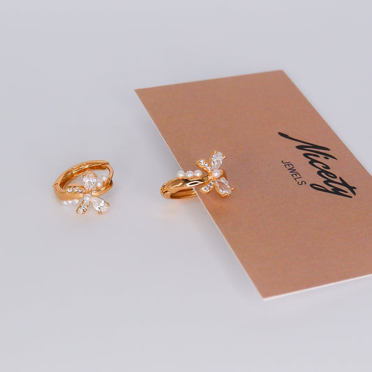 Argola Hipoalergénica Laço com Brilhos