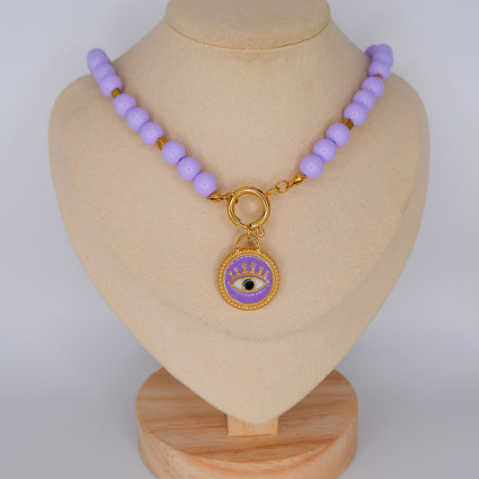 Colar Roxo com Pendente De Olho