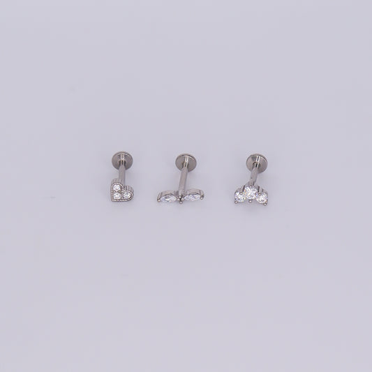 Piercing Achatado Coração, 2 Brilhos e 3 Brilhos