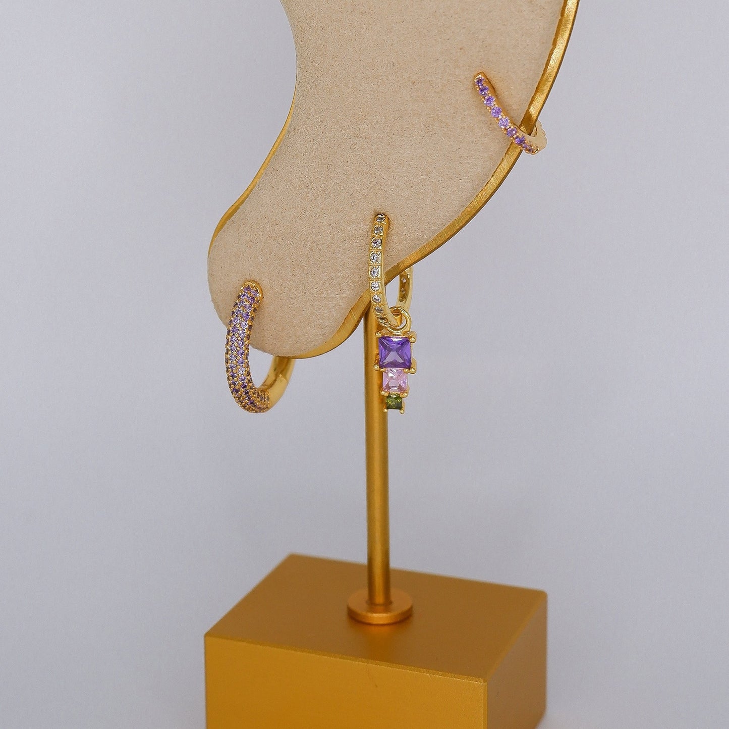 Argola S925 Lilás c/ Brilhantes