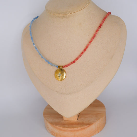 Colar Rosa e Azul com Medalha