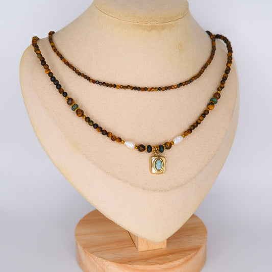 Colares Missangas e Missangas com Medalha