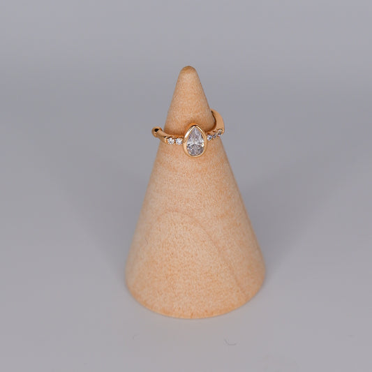 Earcuff Hipoalergénica Gota