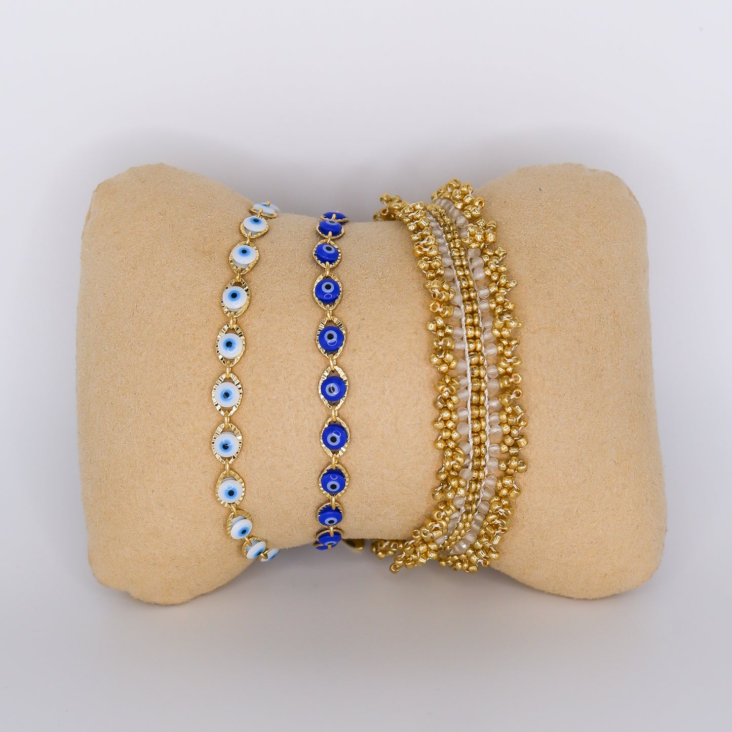 Pulseira Aço Inoxidável Olhos e Dourada