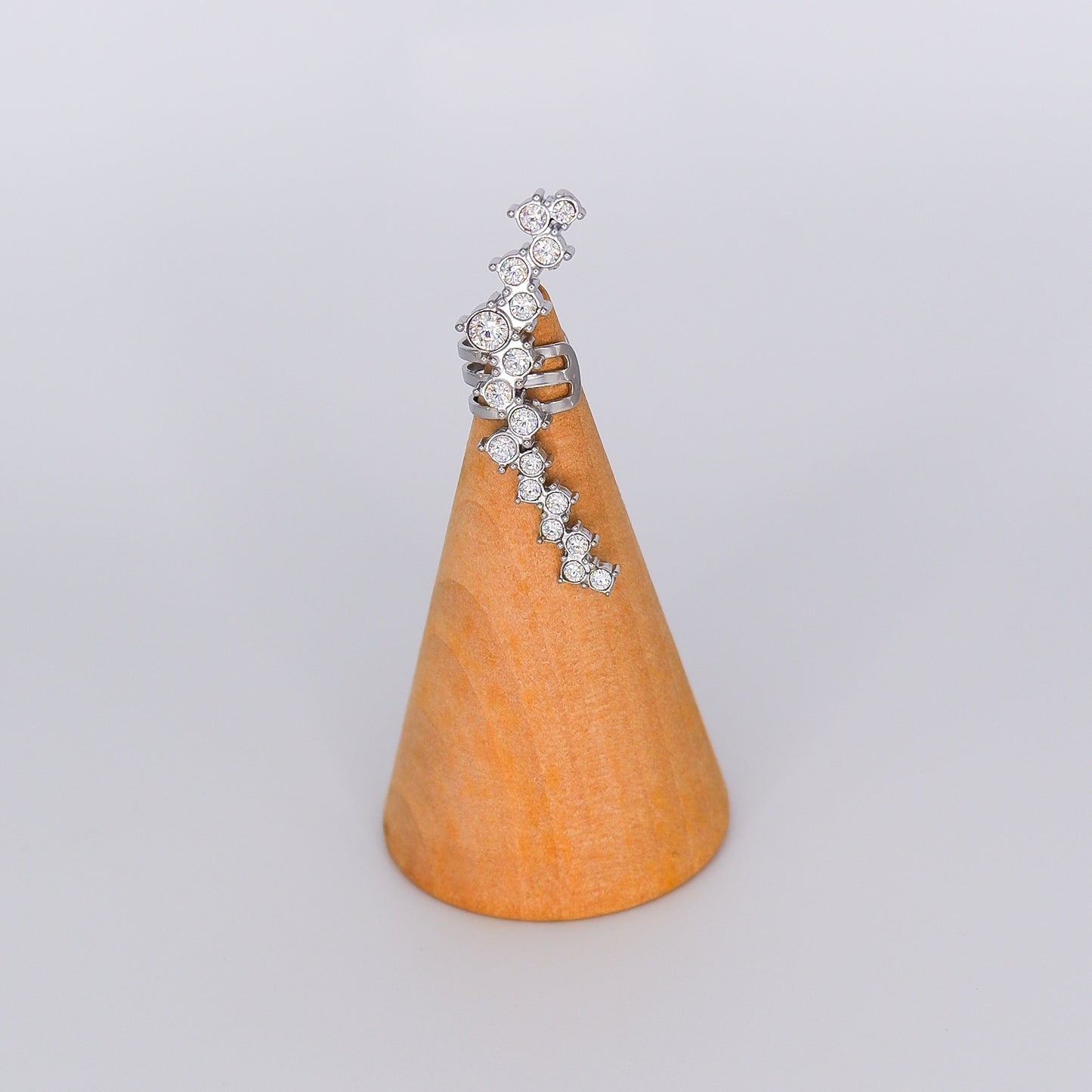 Earcuff Prateada Brilhos Transparentes