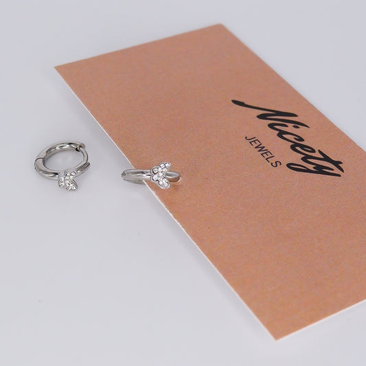 Argola Prateada Borboleta Brilhante