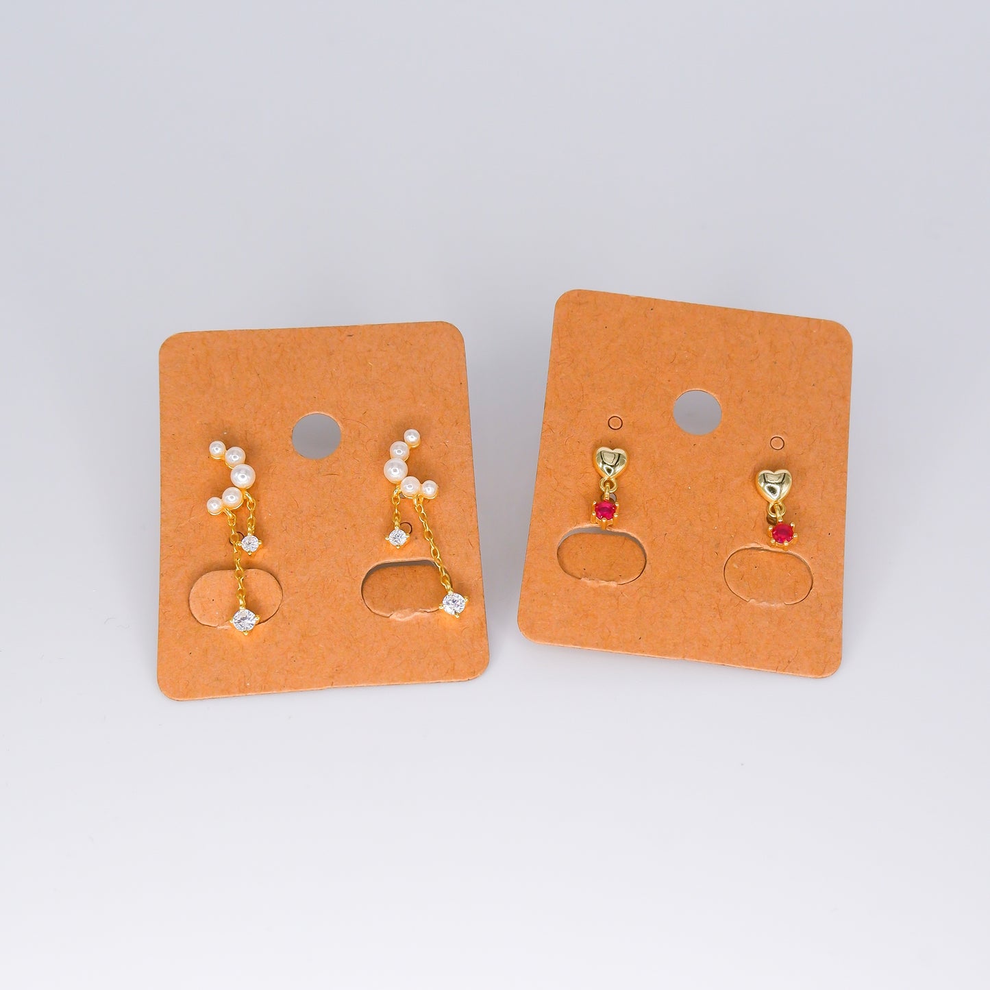 Brinco de Espeto S925 Lua e Coração com Pendente