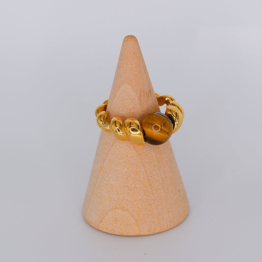Anel Dourado com Pedra Vários Tons de Castanho