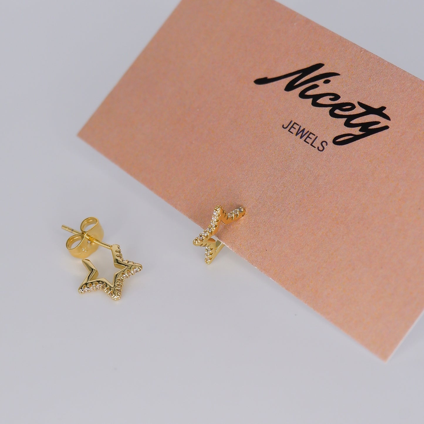 Brinco Espeto Dourado Estrela