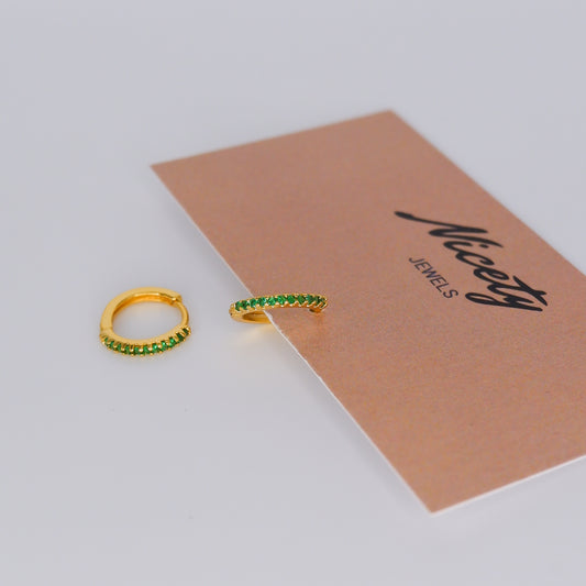 Argolas S925 Douradas com Brilhos Verdes